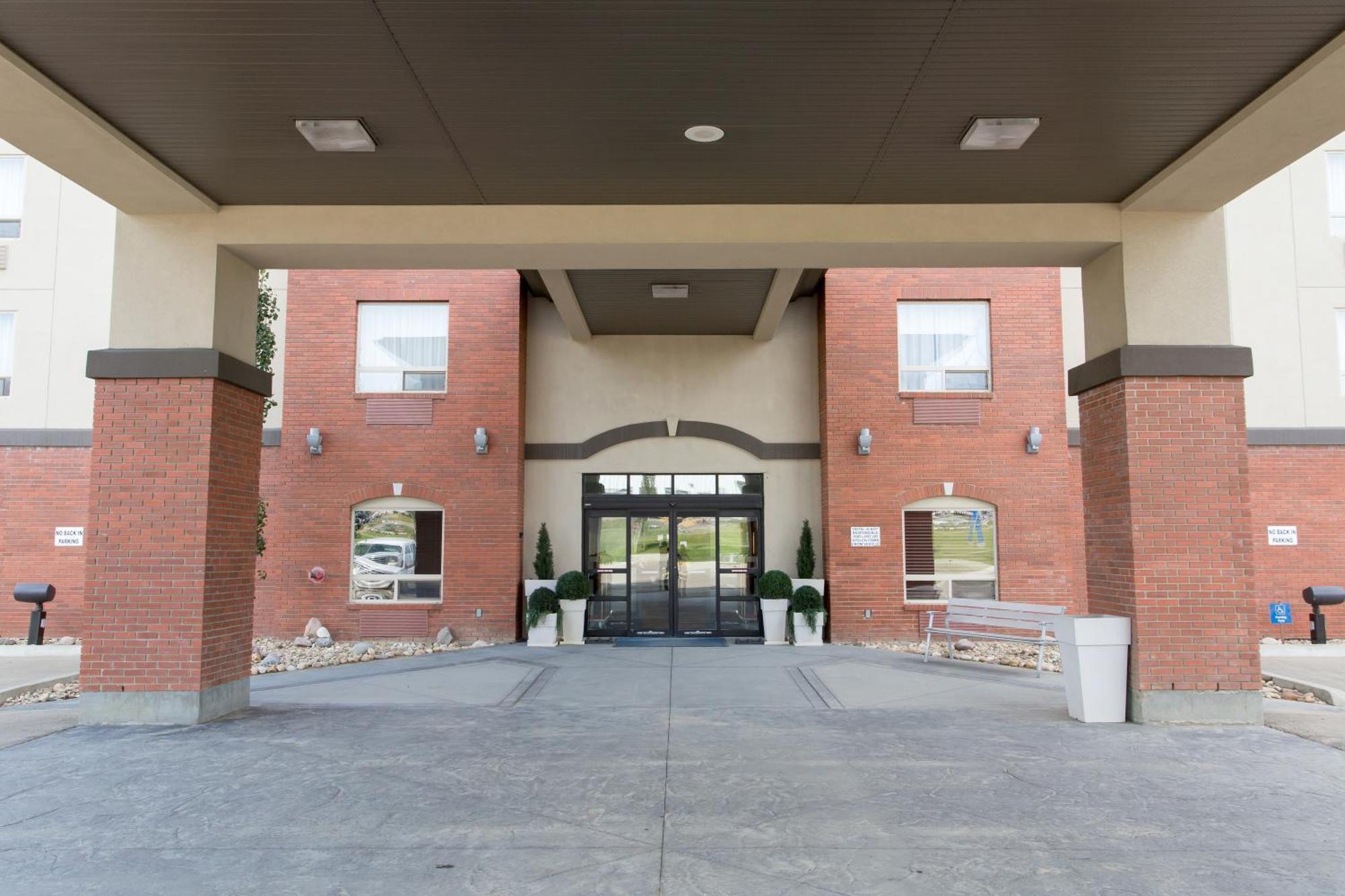 Holiday Inn Express & Suites Drayton Valley By Ihg Eksteriør bilde