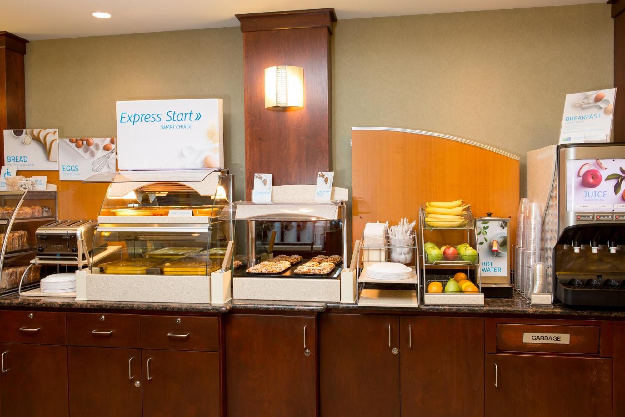 Holiday Inn Express & Suites Drayton Valley By Ihg Eksteriør bilde