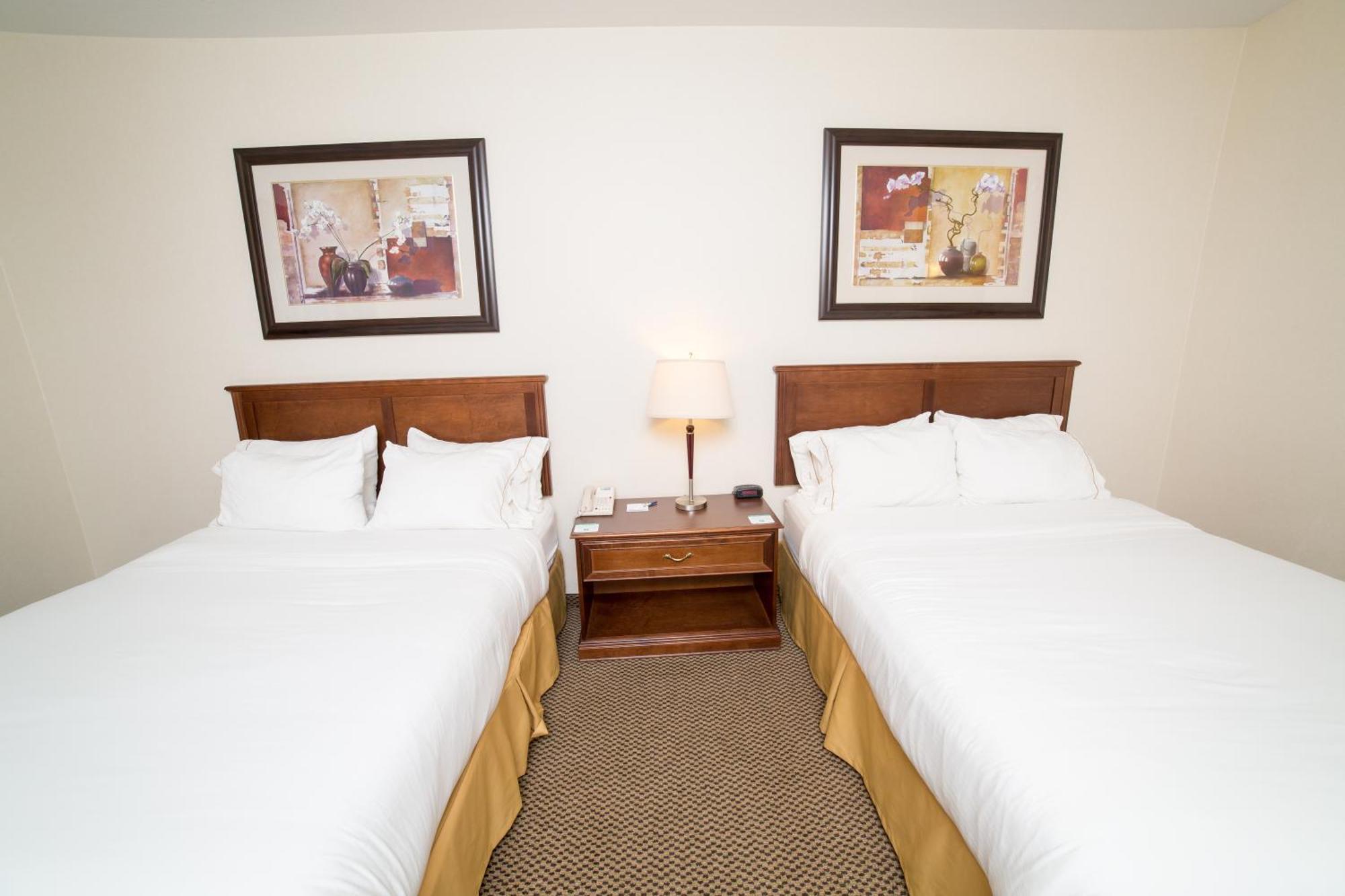 Holiday Inn Express & Suites Drayton Valley By Ihg Eksteriør bilde