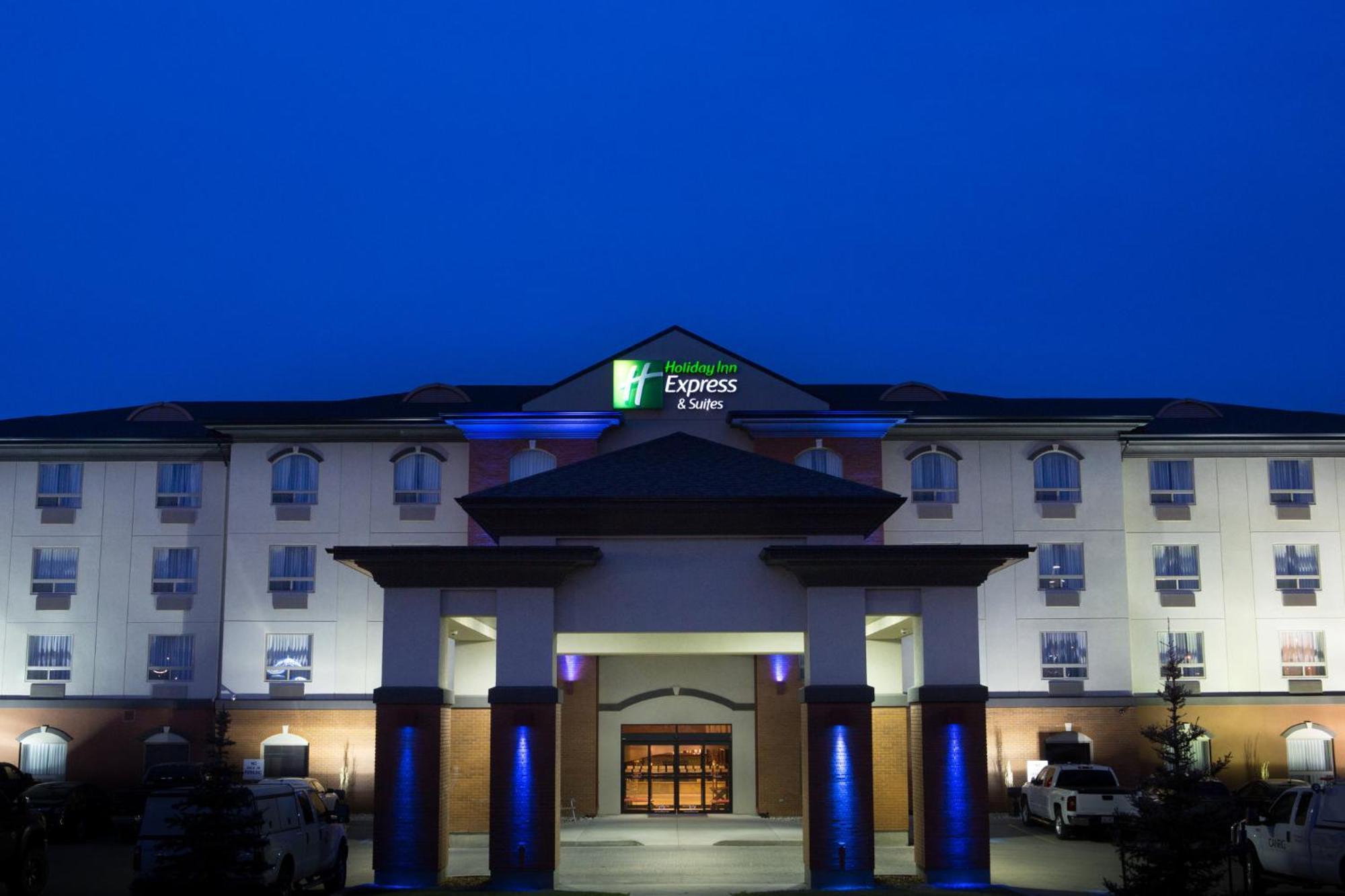 Holiday Inn Express & Suites Drayton Valley By Ihg Eksteriør bilde