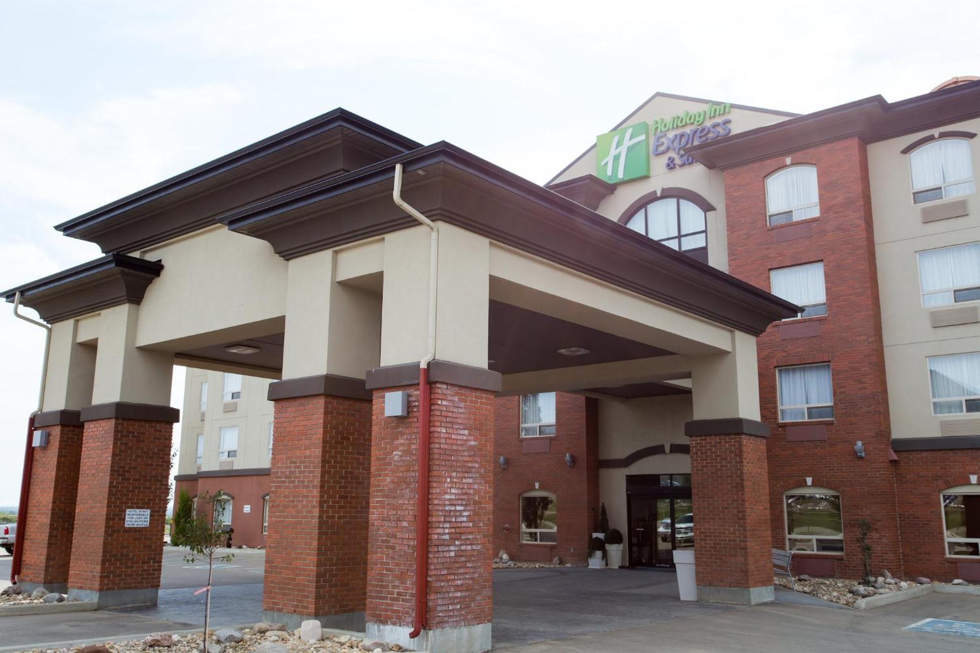 Holiday Inn Express & Suites Drayton Valley By Ihg Eksteriør bilde
