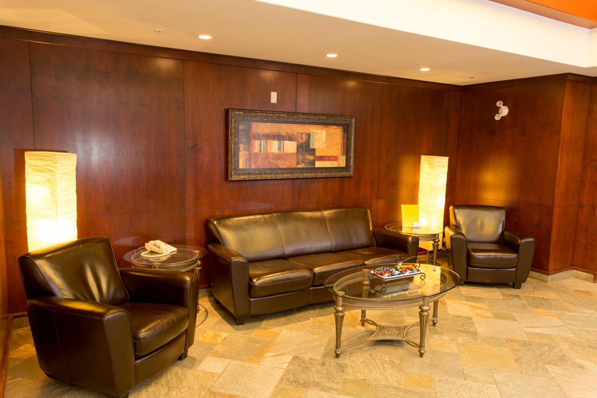 Holiday Inn Express & Suites Drayton Valley By Ihg Eksteriør bilde