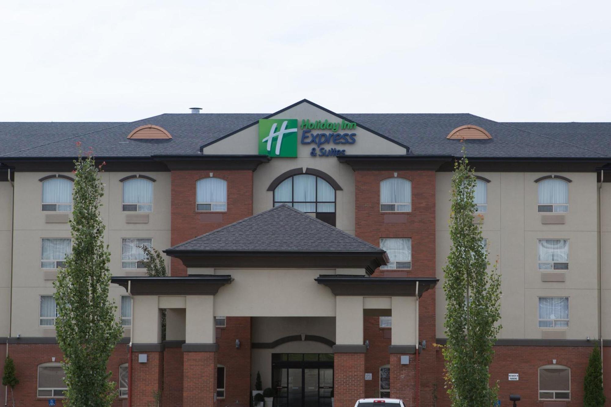 Holiday Inn Express & Suites Drayton Valley By Ihg Eksteriør bilde